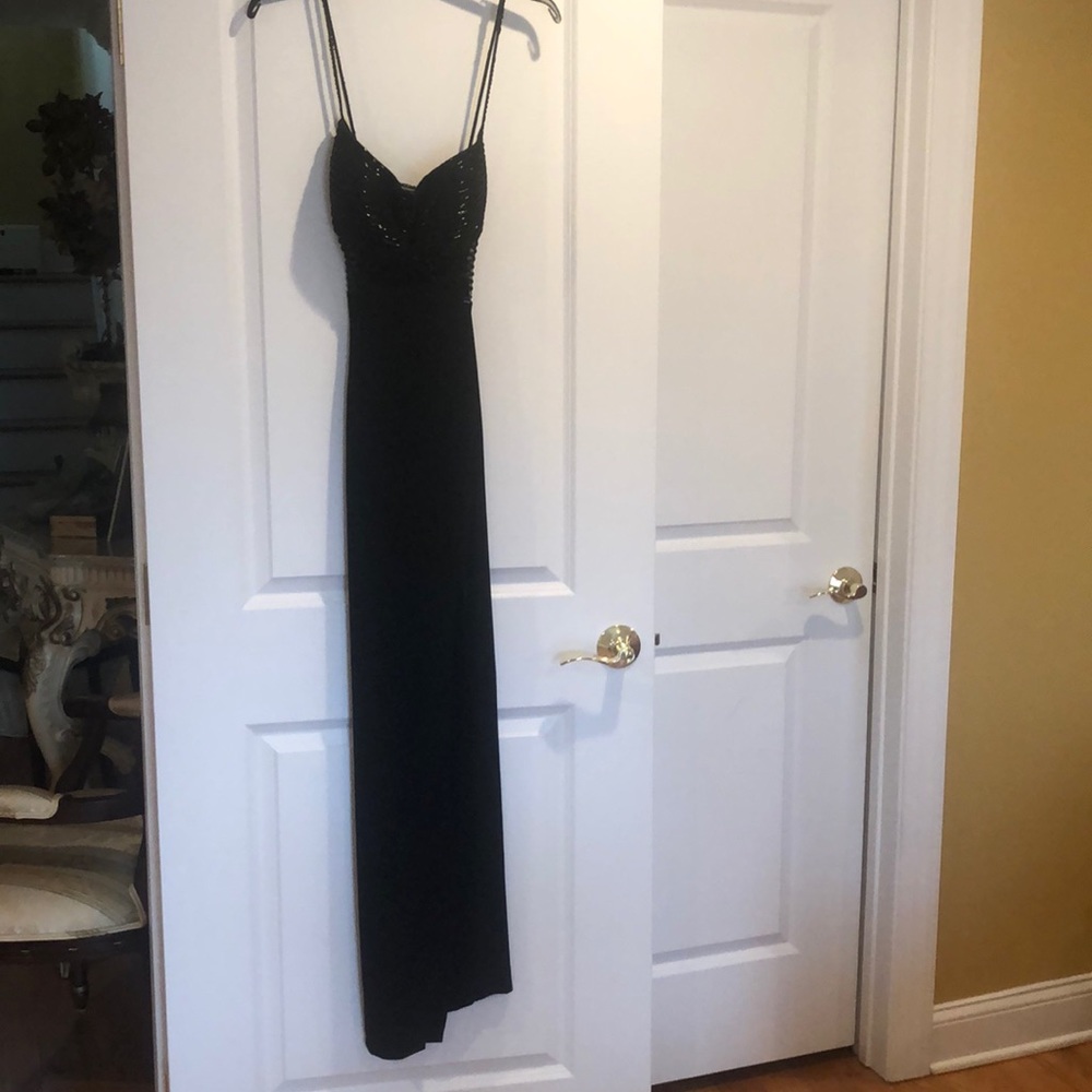 NITELINE BEADED LONG GOWN